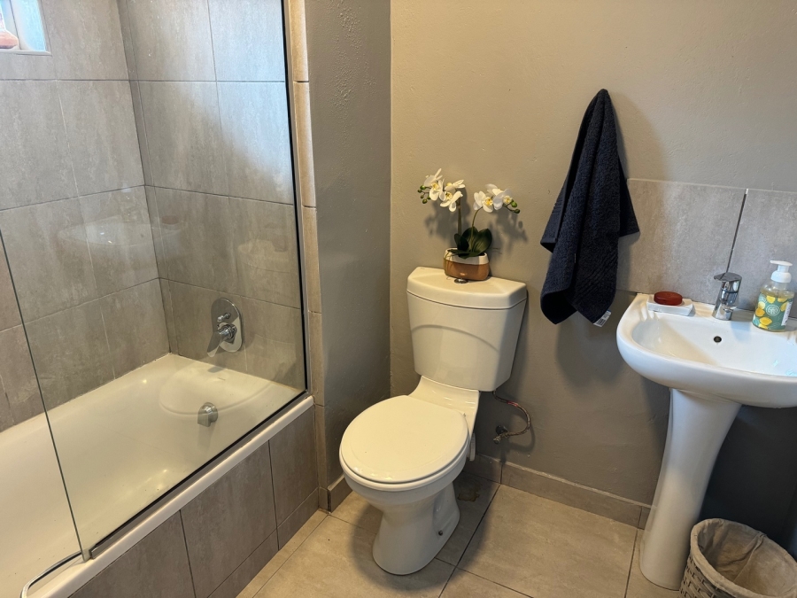 2 Bedroom Property for Sale in Raceway Free State